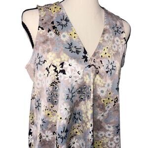 Calvin Klein Sliky Light Weight Sleeveless Blouse Floral Daisy Polished Casual